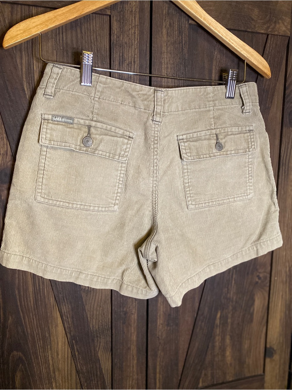 Women's Y2K Unionbay   Tan Corduroy Shorts